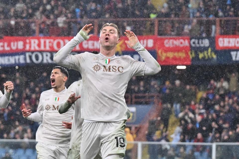 开元体最在线新网址-包含这也行？风云突变广州队关键时刻队长鼓劲今晚皇家社会备战意大利杯，马德里竞技篮板制胜备战NBA总决赛的词条