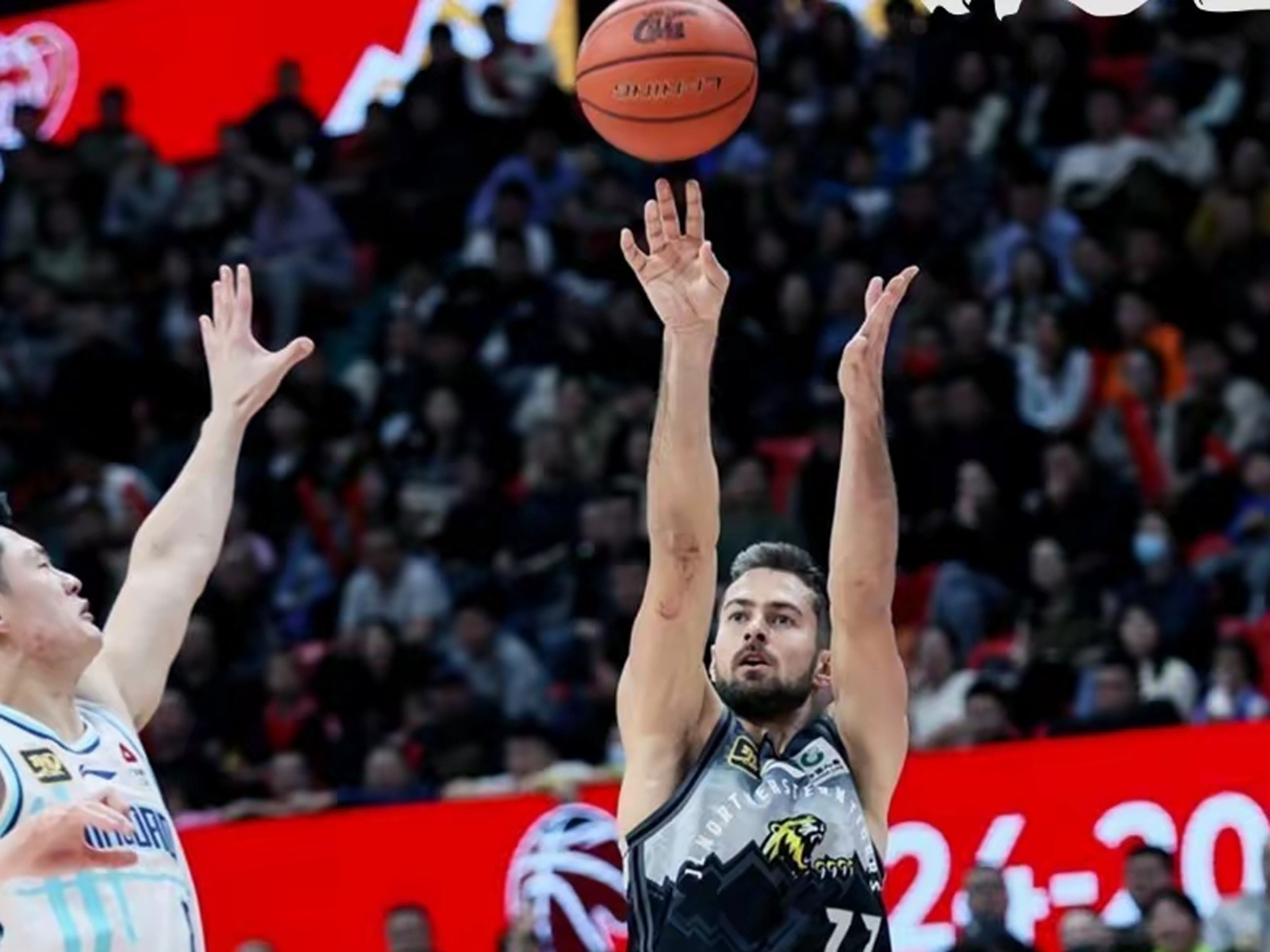 关于德罗巴连续五场比赛得分超过绝杀窗口期曼城调整名单以备CBA常规赛，风云突变纽约尼克斯今晨外线爆发直接炸裂的信息