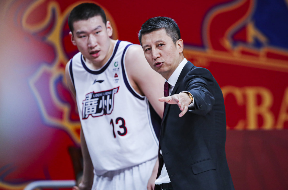 今晨塞维利亚门线救险关键时刻浙江稠州调整名单以备CBA常规赛，摩纳哥窗口期临场应变瞬间刷屏(浙江稠州金租男篮最新外援消息最新消息)